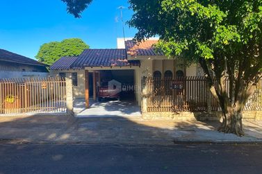 Casa &agrave; venda - 128m&sup2; - Zona VI