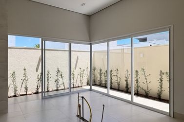 Casa &agrave; venda - 155m&sup2; - Paysage Essenza Condom&iacute;nio