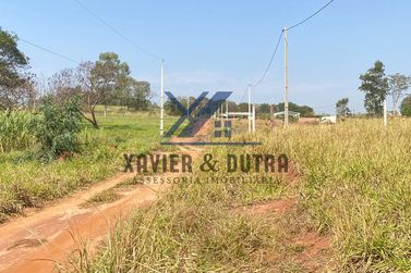 Ch&aacute;cara &agrave; venda - 2500m&sup2; - LOTE N&ordm; 11 -  sendo 31,25m de frente, 80m de lateral, e 31,25m de fundos