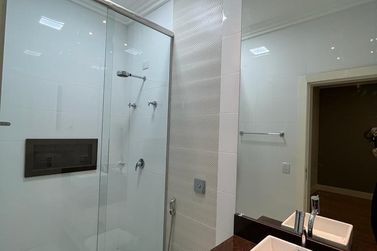 Casa &agrave; venda - 218m&sup2; - Portal das &Aacute;guas
