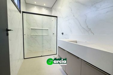 Casa &agrave; venda - 190m&sup2; - Jardins de Versailles