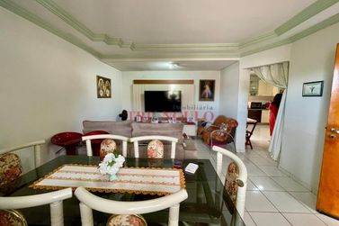 Sobrado &agrave; venda - 123m&sup2; - ZONA V