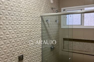 Casa &agrave; venda - 218m&sup2; - Condom&iacute;nio Residencial Portal das &Aacute;guas