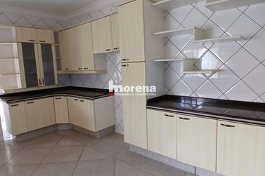 Sobrado para alugar - 150m&sup2; - Zona II