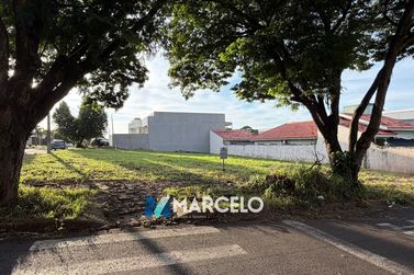 Terreno &agrave; venda - 648m&sup2; - Zona VII