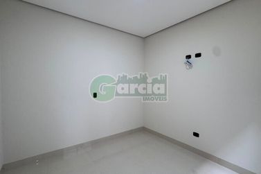Casa &agrave; venda - 127m&sup2; - Parque Residencial Interlagos II