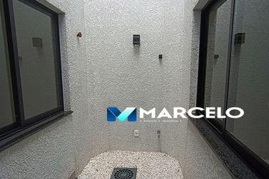 Casa &agrave; venda - 184m&sup2; - Jardim Cima
