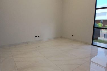 Casa &agrave; venda - 168m&sup2; - Paysage Essenza Condom&iacute;nio