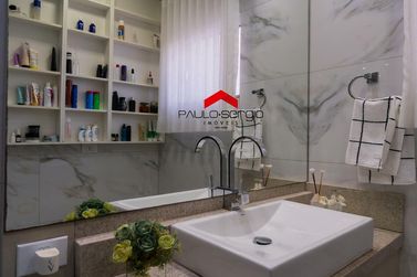 Sobrado &agrave; venda - 600m&sup2; - Zona II