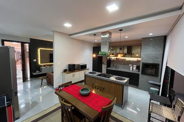 Sobrado &agrave; venda - 126m&sup2; - Jardim Thereza