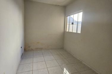 Casa para alugar - Jardim Gar&ccedil;as