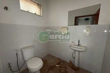 Sal&atilde;o Comercial para alugar - 166m&sup2; - Zona I