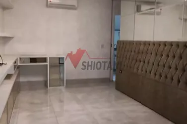 Apartamento &agrave; venda - 226m&sup2; - Edif&iacute;cio Aston Park
