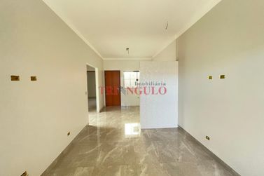 Casa &agrave; venda - 85m&sup2; - PARQUE EST&Acirc;NCIA II
