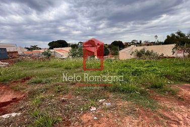 Terreno &agrave; venda - 189m&sup2; - Centro