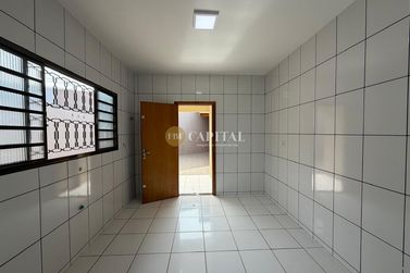 Casa para alugar - 133m&sup2; - Jardim Canad&aacute;