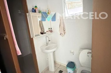 Ch&aacute;cara &agrave; venda - 2800m&sup2; - Zona Rural
