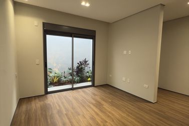 Casa &agrave; venda - 247m&sup2; - Condom&iacute;nio Residencial Europark