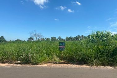 Terreno &agrave; venda - 256m&sup2; - Jardim Imp&eacute;rio do Sol