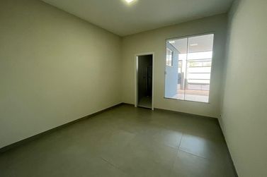 Casa &agrave; venda - 214m&sup2; - Jardim Imigrantes II