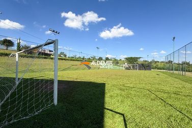 Terreno &agrave; venda - Condom&iacute;nio Jardins de Versailles