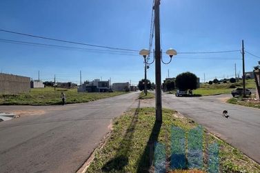 Sal&atilde;o Comercial &agrave; venda - 355m&sup2; - Zona V