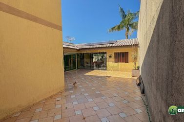 Sobrado &agrave; venda - 490m&sup2; - Jardim Global