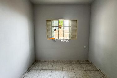 Casa para alugar - 92m&sup2; - Zona 06
