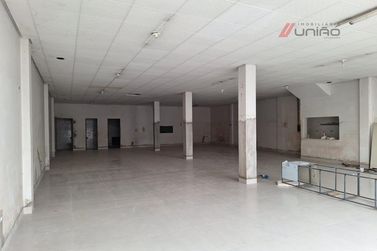 Sal&atilde;o Comercial para alugar - 250m&sup2; - Zona I