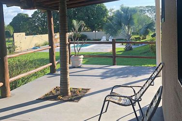 Ch&aacute;cara &agrave; venda - 47600m&sup2; - Pr 323