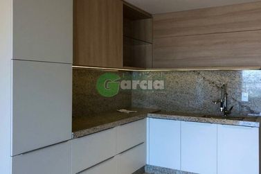 Apartamento &agrave; venda - 180m&sup2; - Zona III