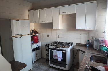 Sobrado &agrave; venda - 232m&sup2; - Zona II