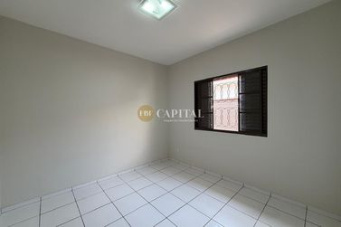 Casa para alugar - 133m&sup2; - Jardim Canad&aacute;