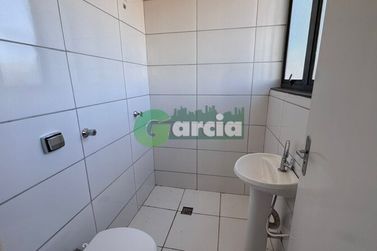 Sala Comercial &agrave; venda - 57m&sup2; - Zona I