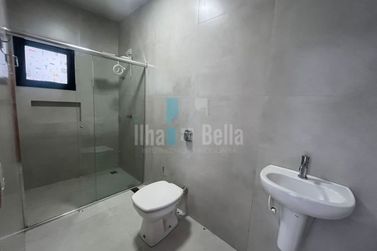 Casa &agrave; venda - Zona I