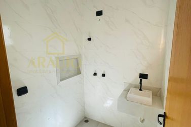 Casa &agrave; venda - 62m&sup2; - Jardim Sakai