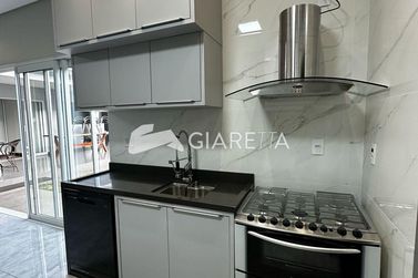 Casa &agrave; venda - 196m&sup2; - JARDIM LA SALLE