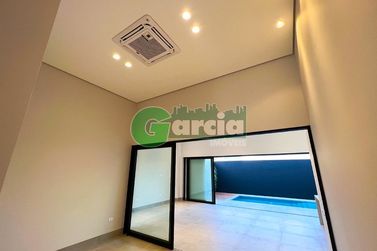 Casa &agrave; venda - 250m&sup2; - Residencial Portal das &Aacute;guas