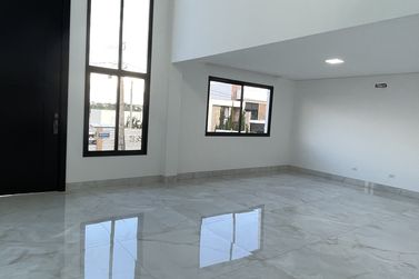 Sobrado &agrave; venda - 360m&sup2; - Condom&iacute;nio Royal Garden