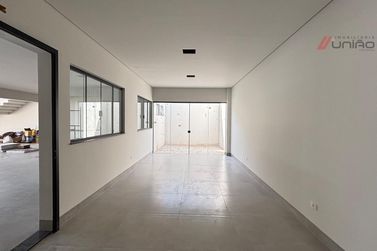 Sal&atilde;o Comercial para alugar - 358m&sup2; - Parque Residencial da G&aacute;vea