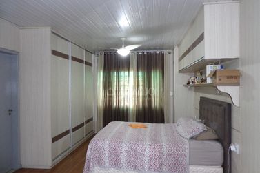 Casa &agrave; venda - 330m&sup2; - Jardim Panorama