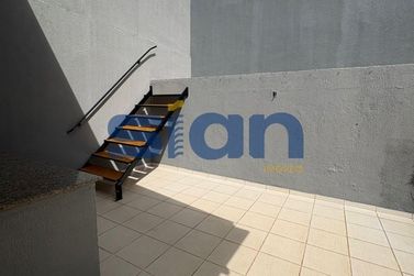 Casa para alugar - 360m&sup2; - Jardim Tamoio