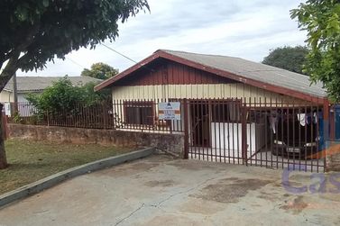 Casa &agrave; venda - 598m&sup2; - Zona IV