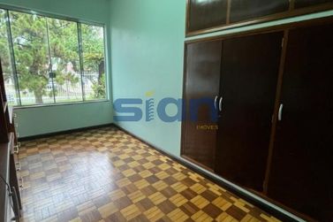 Casa para alugar - 308m&sup2; - Zona III