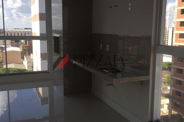 Apartamento &agrave; venda - 225m&sup2; - Zona III