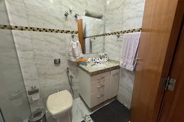 Sobrado &agrave; venda - 198m&sup2; - Zona 5