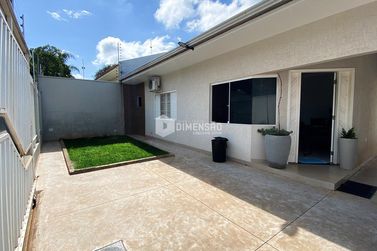 Casa &agrave; venda - 216m&sup2; - Jardim Belvedere