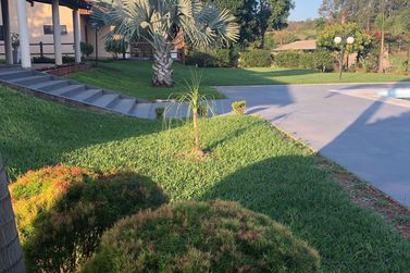 Ch&aacute;cara &agrave; venda - 47600m&sup2; - Pr 323