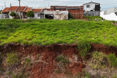 Terreno &agrave; venda - 220m&sup2; - Parque Residencial Metropolitano I