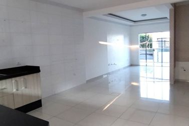 Casa &agrave; venda - 257m&sup2; - ZONA VII
